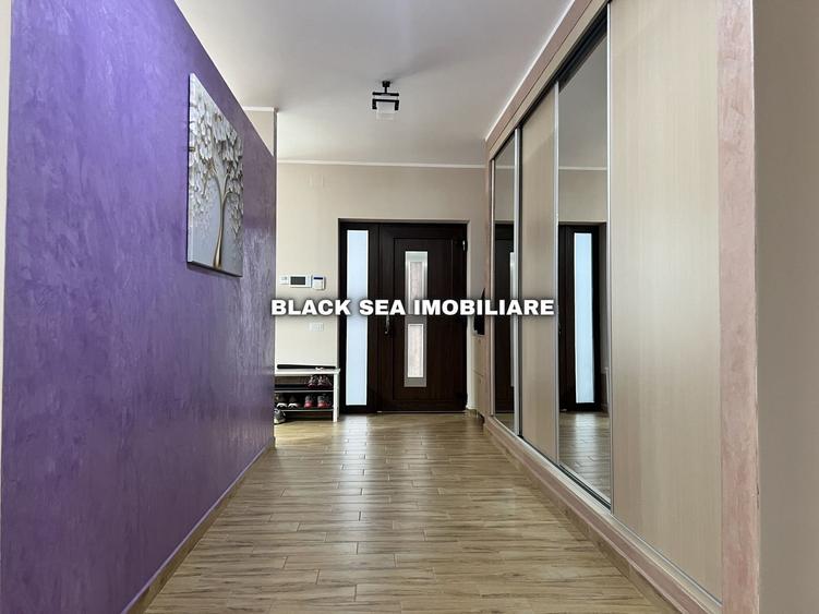 Vila de 7 Camere D+P+1+POD - Curte si garaj, EFORIE NORD Ocazie unica - 9