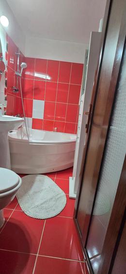 Etaj2, zona Spitalului județean,  micro 6 Târgoviște, vânzare apartament 2camere - 9