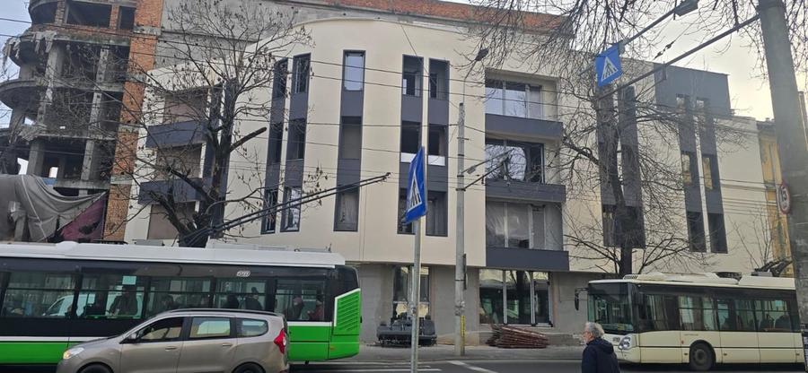 Mosilor, Foisorul de Foc, P+3 vanzare sup. utila 456mp, spatiu comercial - 2