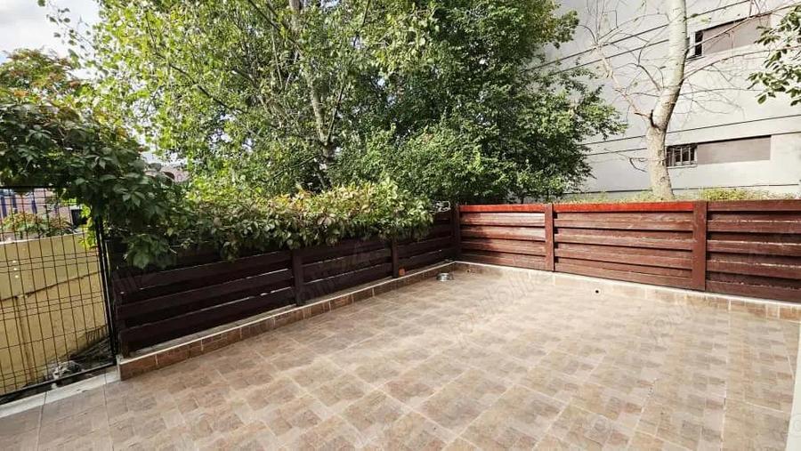 Crangasi, apartament la curte si terasa si garaj - 9