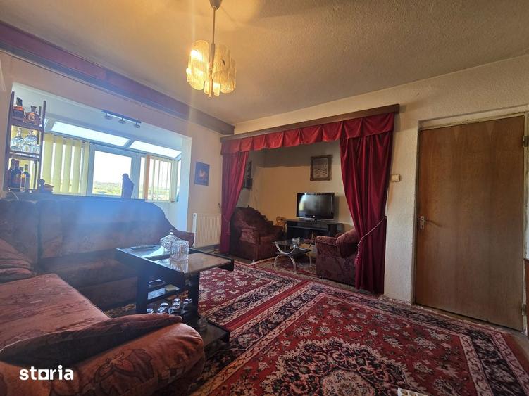 Apartament 2 camere, etaj 10, balcon, Campulung - 5
