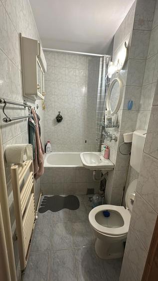 Inchiriez apartament cu o camera - 1