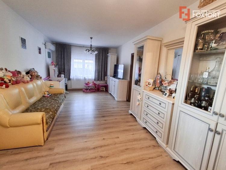 Casa individuala cu 5 camere de vanzare in Timisoara, zona Lunei - 1