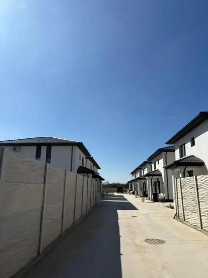 Ansamblu Residential  Vile 4 Camere Afumati I Curte Parcare Comision 0 - 17