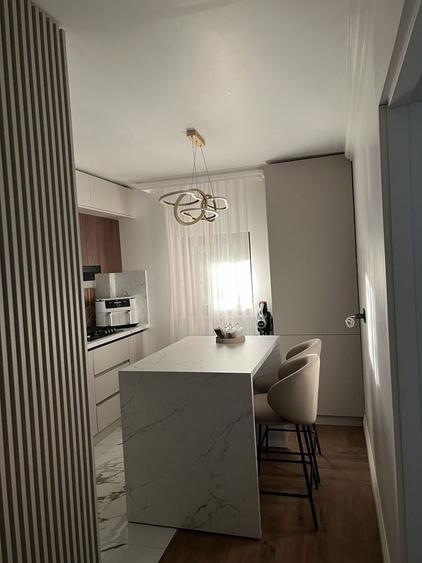 Vand apartament ( 3 camere ) - 1