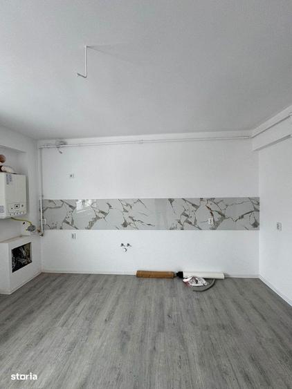 Garsoniera - parter inalt tip etaj 1 - Militari Residence - 7