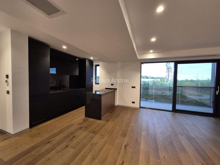 Apartament cu 2 camere decomandat în Băneasa Apartament cu 2 camere decomandat în Băneasa