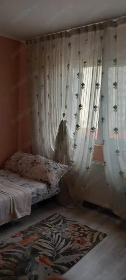 inchiriez garsoniera zona pia?a Nicolina exact ca in poza - 5