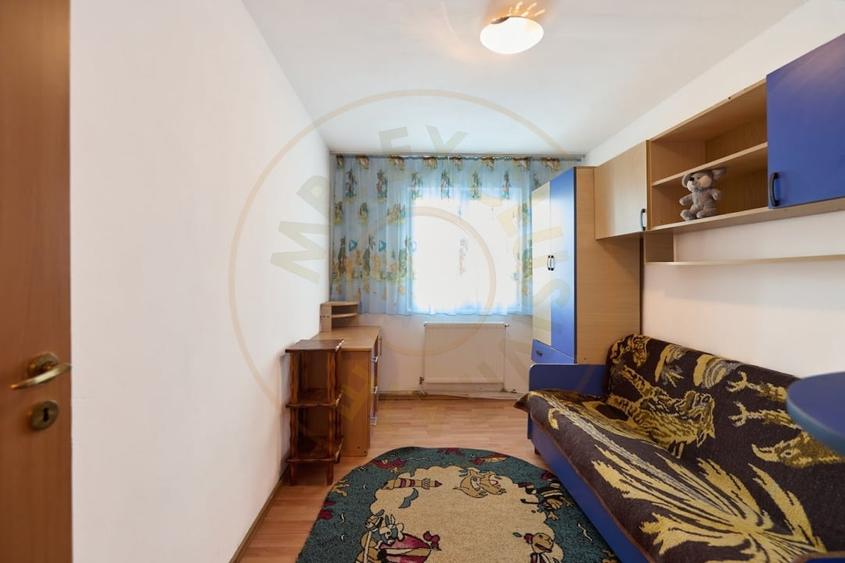 APARTAMENT DOUA CAMERE DECOMANDAT RAZBOIENI - 5
