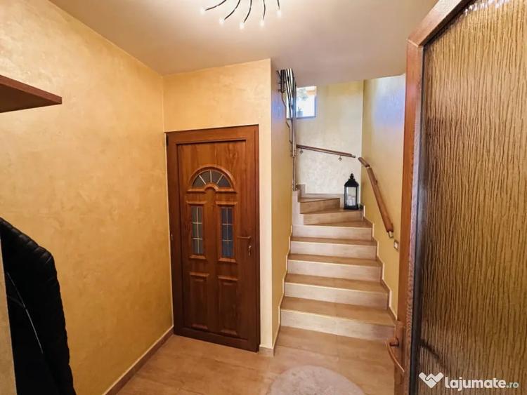 Casă cu 5 camere cu Teren 1000 Mp în Chiajna