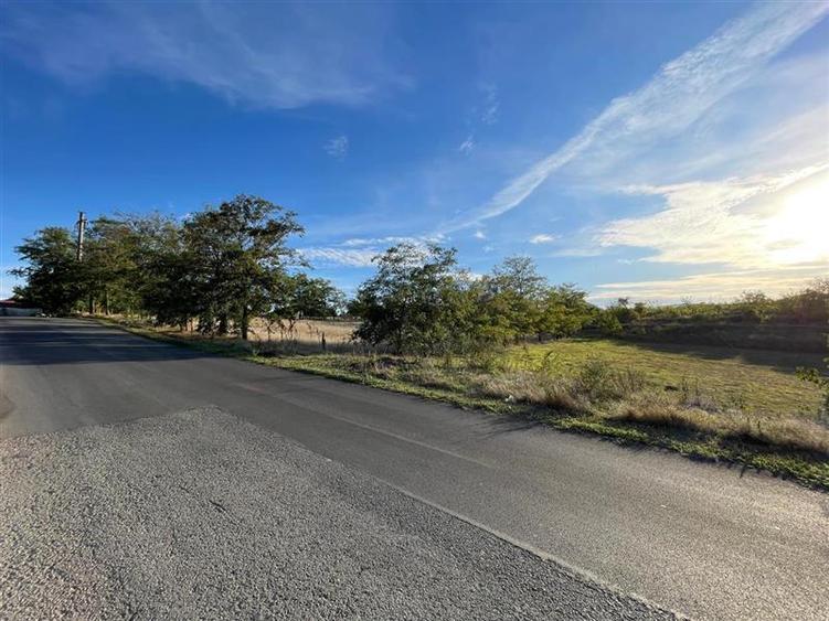 Teren de vanzare in localitatea Somova- judetul Tulcea - 2