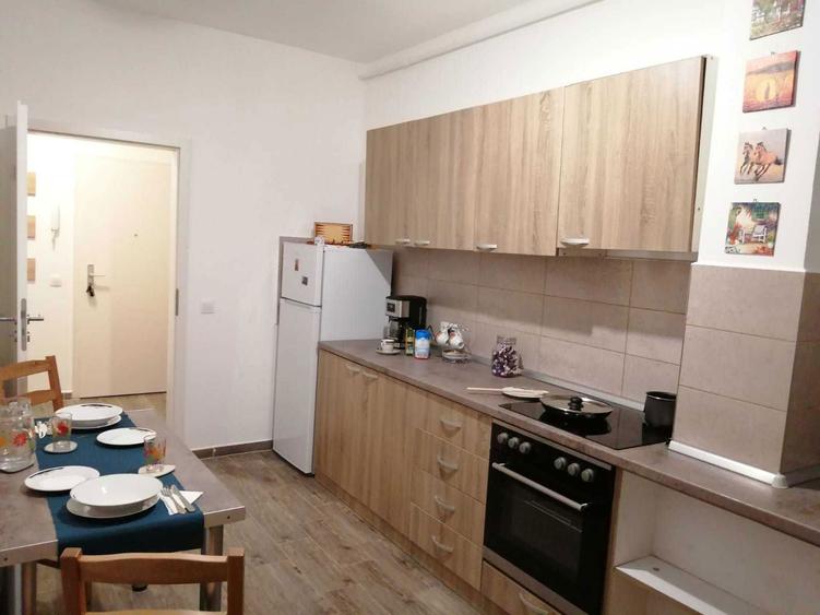 INCHIRIEZ garsoniera 40mp, Avantgarden, demisol inalt - 1