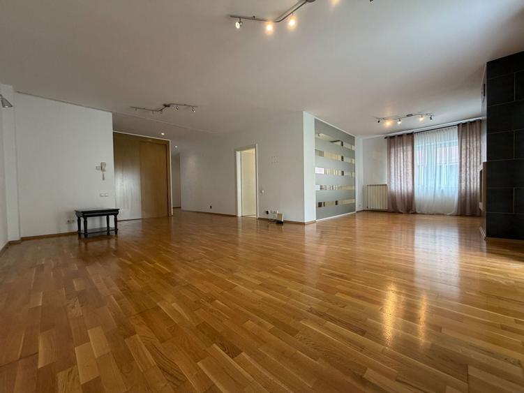 Apartament modern cu gradina,  piscina comuna si spatiu de joaca copii - 3