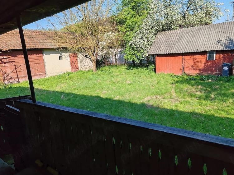 Casă cu Teren 3000 Mp în Solona