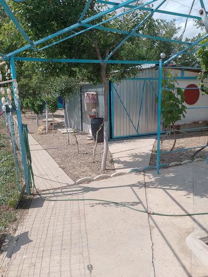 Casă cu 2 camere cu Teren 500 Mp în