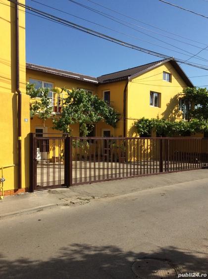 Spațiu comercial, de 240 mp, în Central