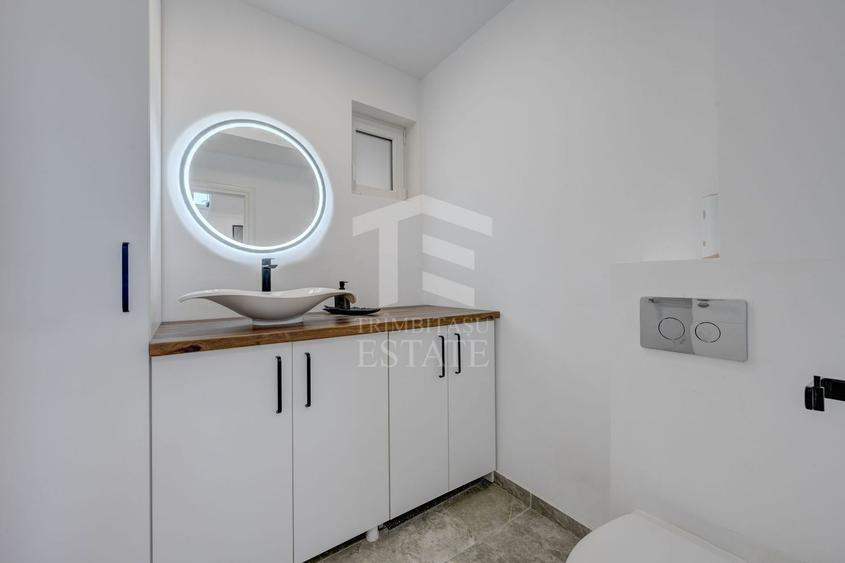Casă individuală cu 4 camere cu Piscina în Domnești