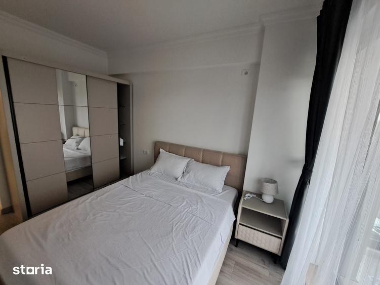 Apartament cu 3 camere decomandat în Energia
