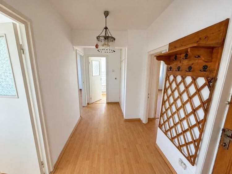 Apartament 3 camere de vânzare | Cetate | Etaj 3 | 2 băi | Balcon | Boxă - 6