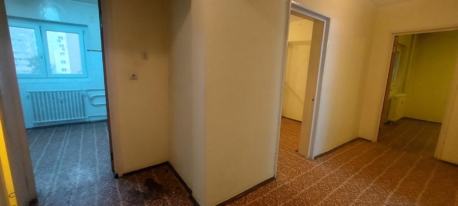 Apartament cu 2 camere decomandat în Iancului