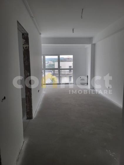 Apartament cu 2 camere semidecomandat în Florești — fotografia 3