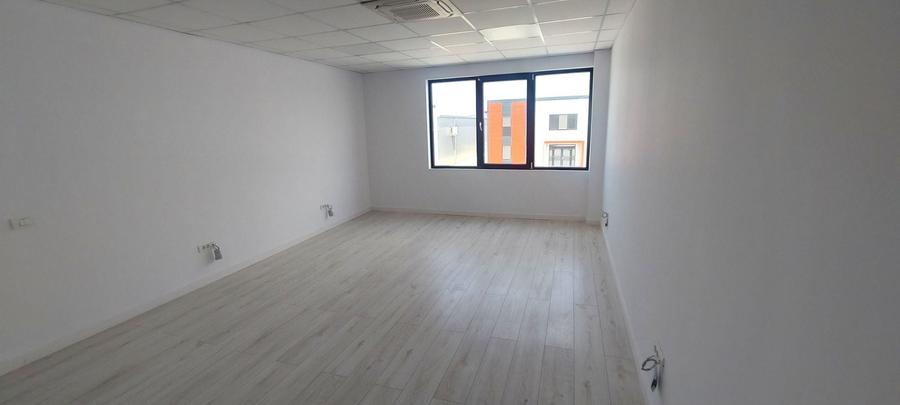 Spațiu industrial, de 650 mp, în Rudeni