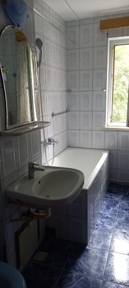 Apartament cu 2 camere decomandat în Banca Națională