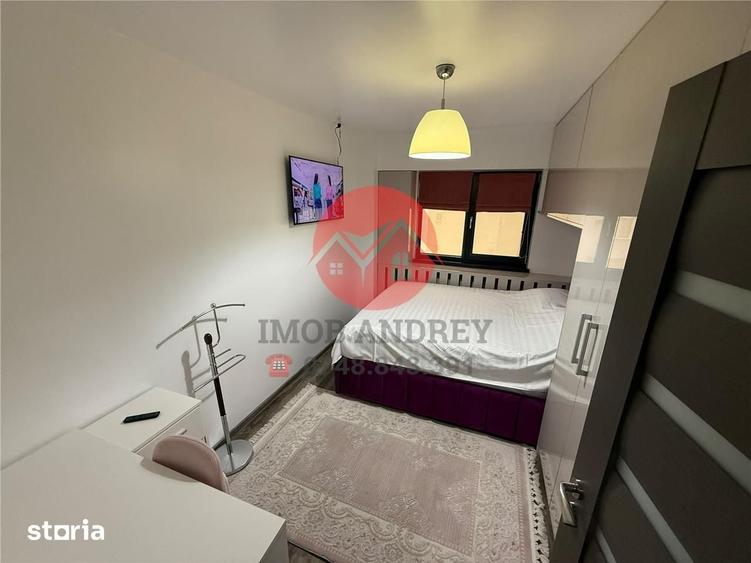 Apartament cu 3 camere decomandat în E3