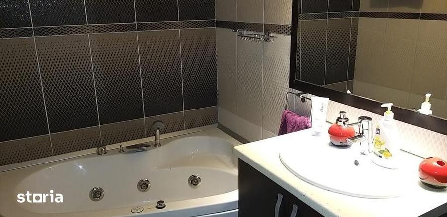 Apartament cu 3 camere în Inel I
