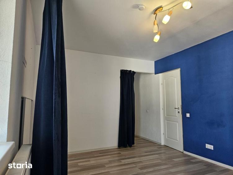 Apartament cu 3 camere decomandat în Sud