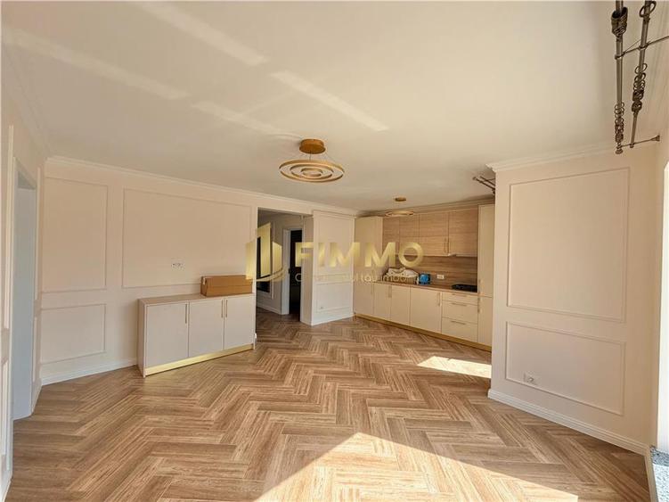 Apartament cu 2 camere semidecomandat, mobilat în Periferie
