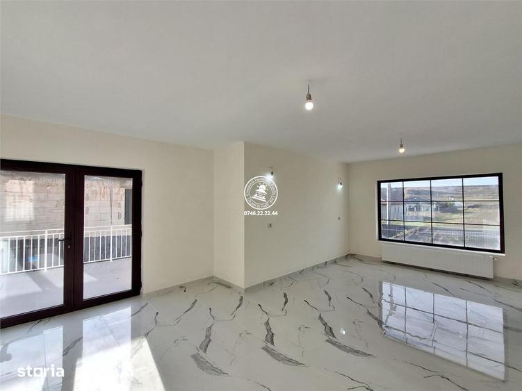 Casă cu 4 camere în Cogeasca