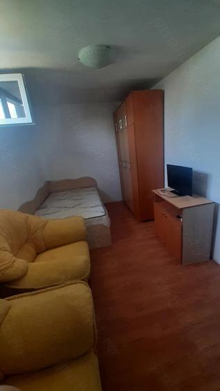 Inchiriez imobil 2 camere - 8