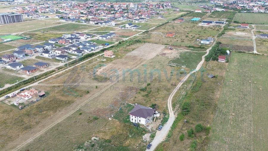Teren Construcții intravilan de 800 mp, în Sânmartin