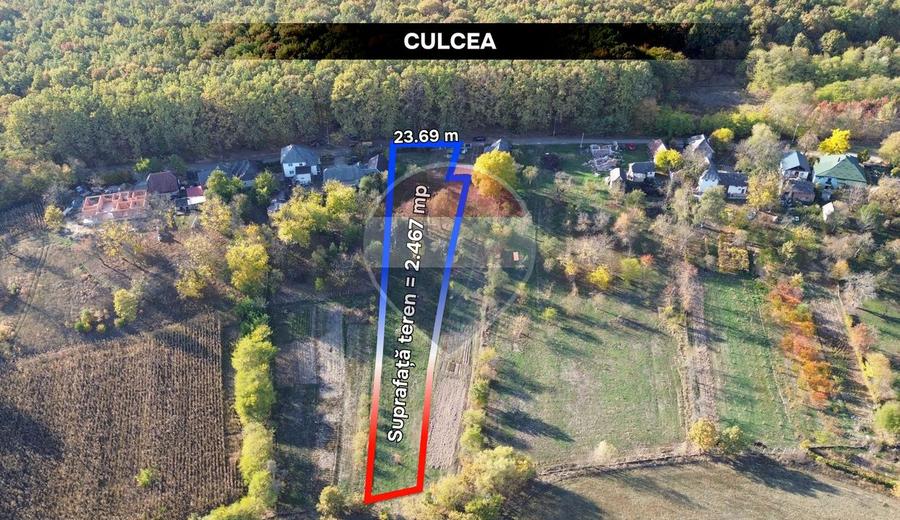 Teren Construcții intravilan de 2467 mp, în Culcea