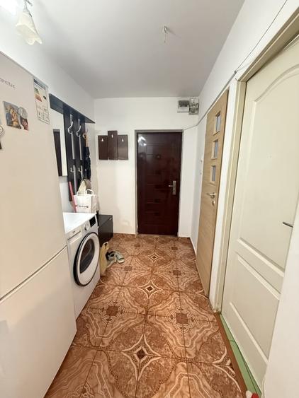Garsonieră decomandată în Drumul Taberei