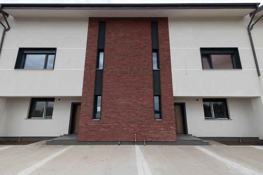 Teren Construcții intravilan de 8540 mp, în Giurgiului