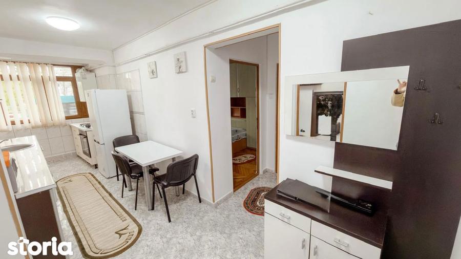 Apartament cu 2 camere, mobilat în Micro 19