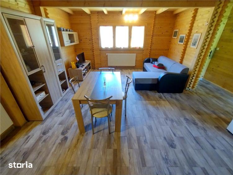 Casă cu 3 camere cu Canalizare în Ciclova Română