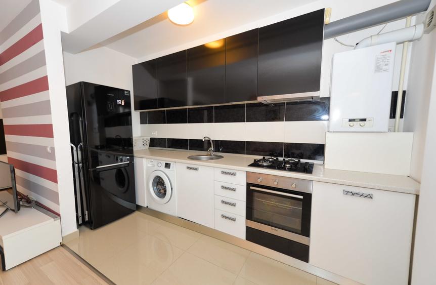 Apartament cu 2 camere semidecomandat în Exterior Vest