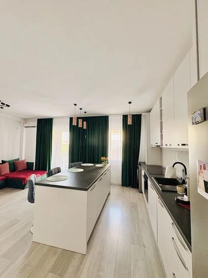 Apartament cu 2 camere semidecomandat în Giroc