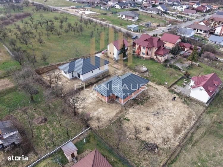 Casă cu 4 camere cu Teren 600 Mp în Central