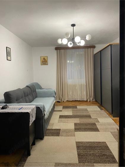 Apartament cu 2 camere nedecomandat în Basarabia