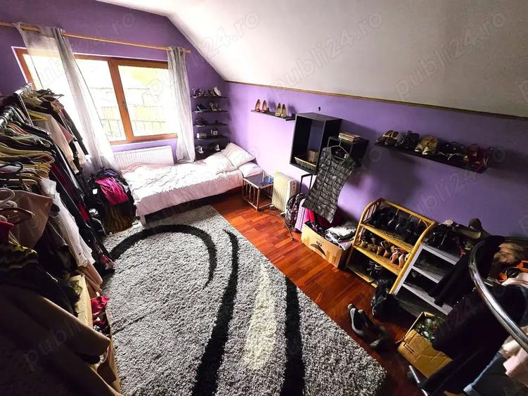 Casă cu 5 camere cu Teren 600 Mp în Central