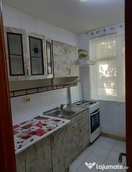 Apartament cu 2 camere semidecomandat în Gară