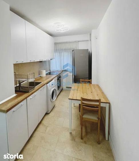 Apartament cu 3 camere, mobilat în Centrul Civic
