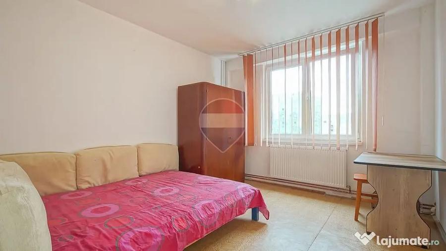 Apartament cu 2 camere semidecomandat în Est