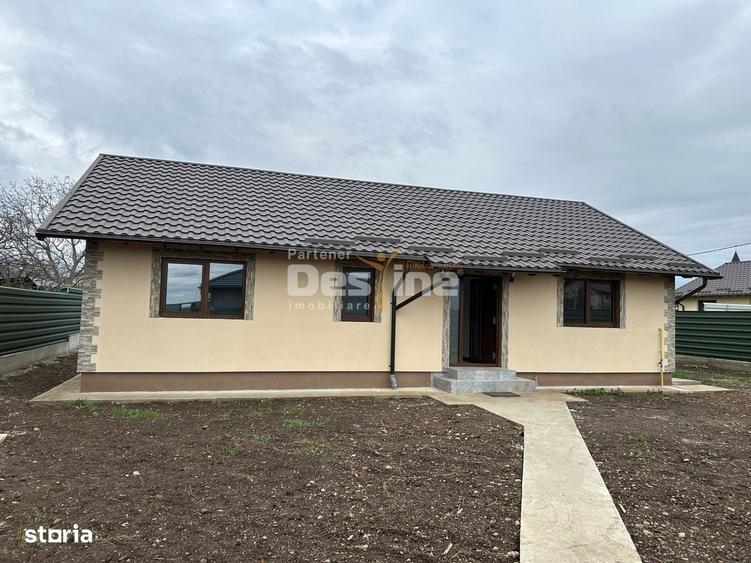 Casă cu 3 camere cu Teren 805 Mp în Dumbrava