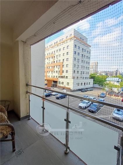 Apartament cu 2 camere decomandat în Podu Roș
