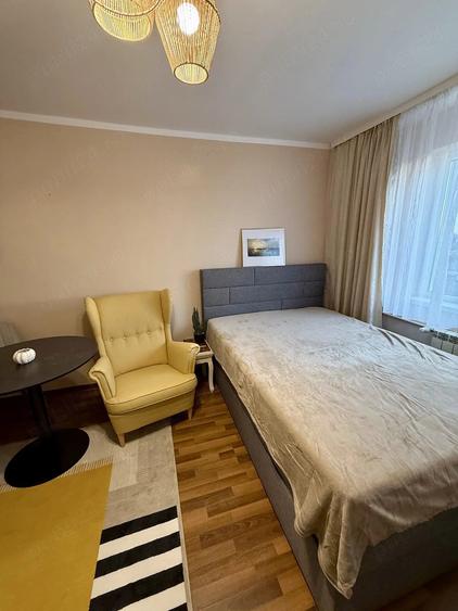 Garsonieră decomandată în Central